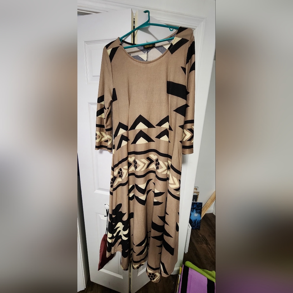 Reborn Tan and Black Geometric Long Sleeve Dress